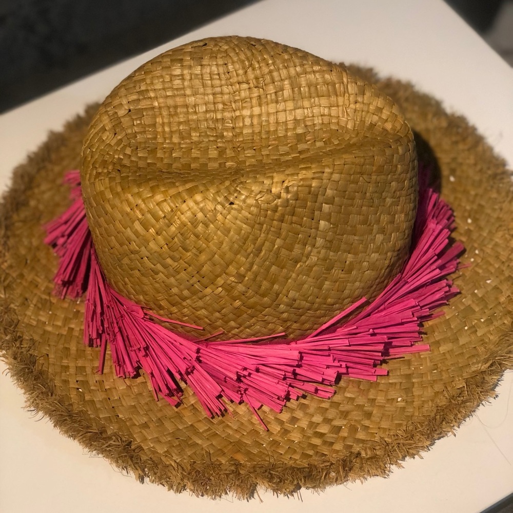 Echo Design Hat